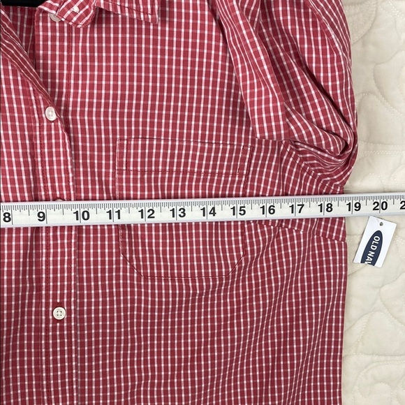 Old Navy Classic Red Check Button Down Shirt Cotton Size Medium - Picture 9 of 10